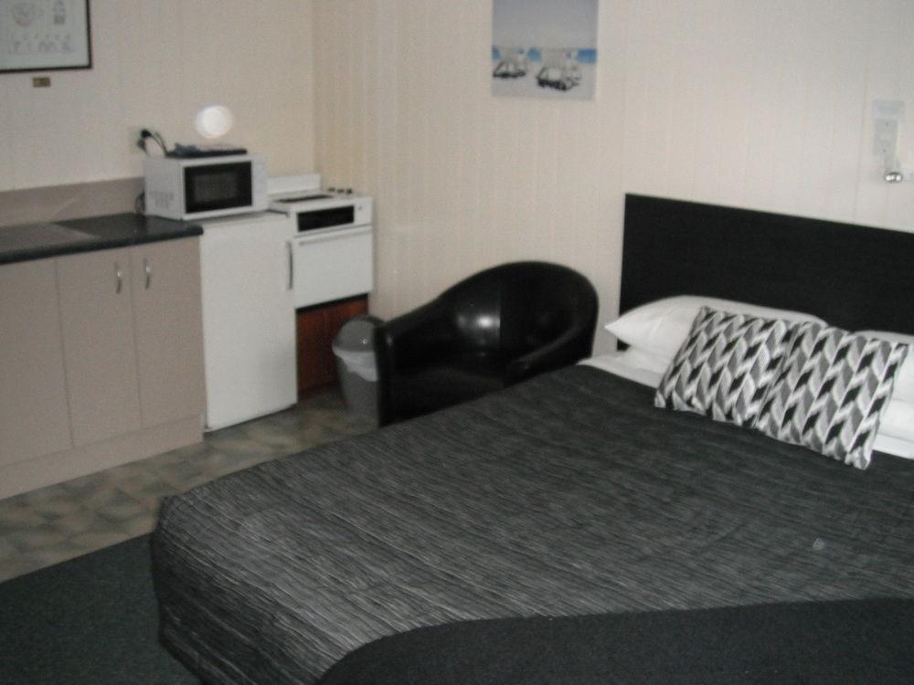 Central Gateway Motel Cromwell Zewnętrze zdjęcie